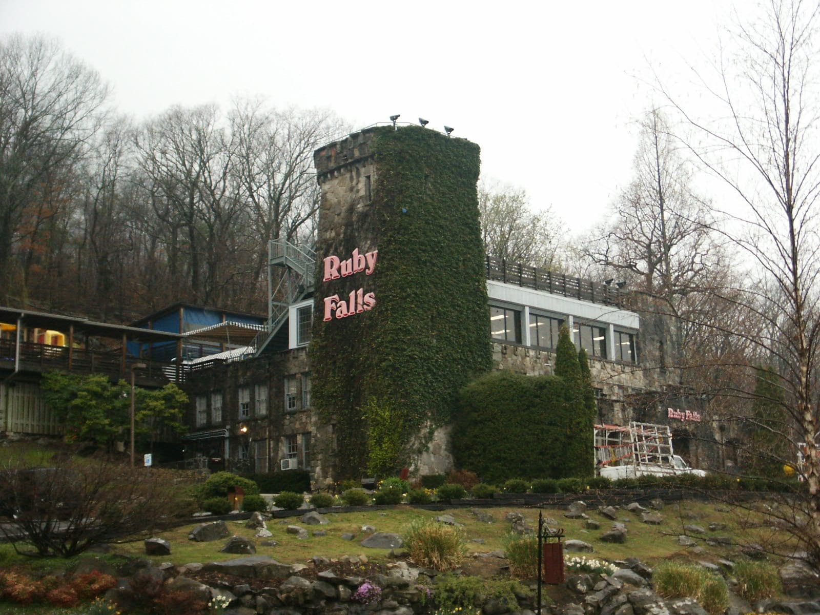 The Ruby Falls entrance building on Lookout Mountain